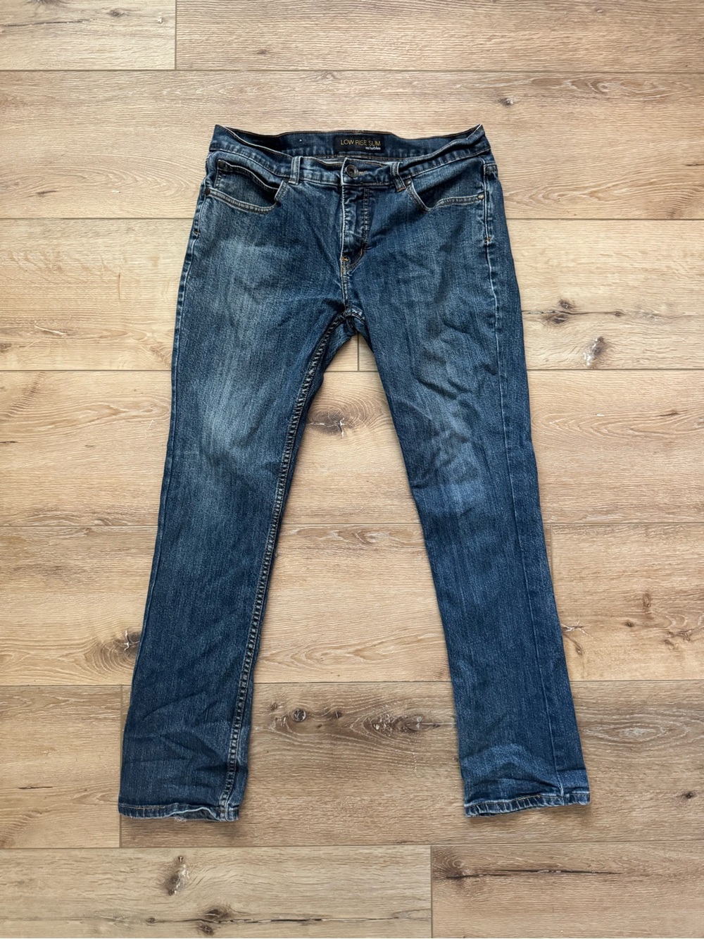 Vintage Y2K Anchor Blue LOW RISE SLIM Jeans in Dark Blue Denim